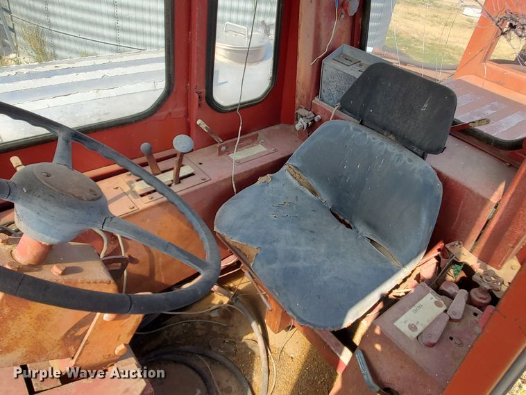 image for item HO9671 Hagie 640 Hi-Tractor applicator