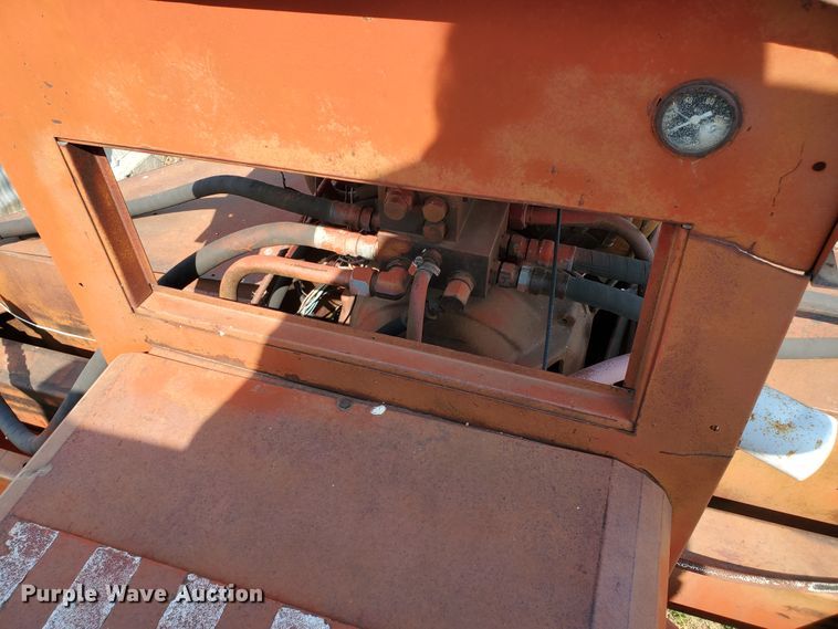 image for item HO9671 Hagie 640 Hi-Tractor applicator