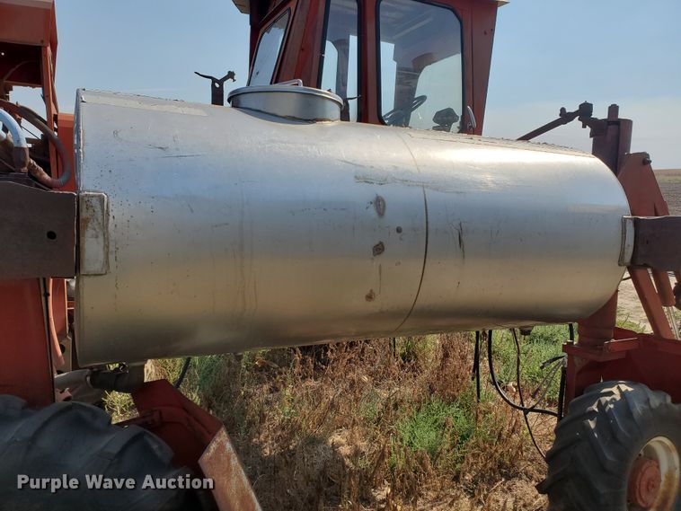 image for item HO9671 Hagie 640 Hi-Tractor applicator