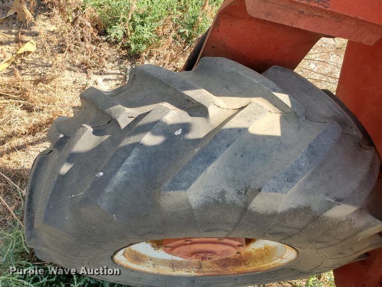 image for item HO9671 Hagie 640 Hi-Tractor applicator