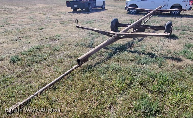 image for item HO9675 Irrigation pipe trailer
