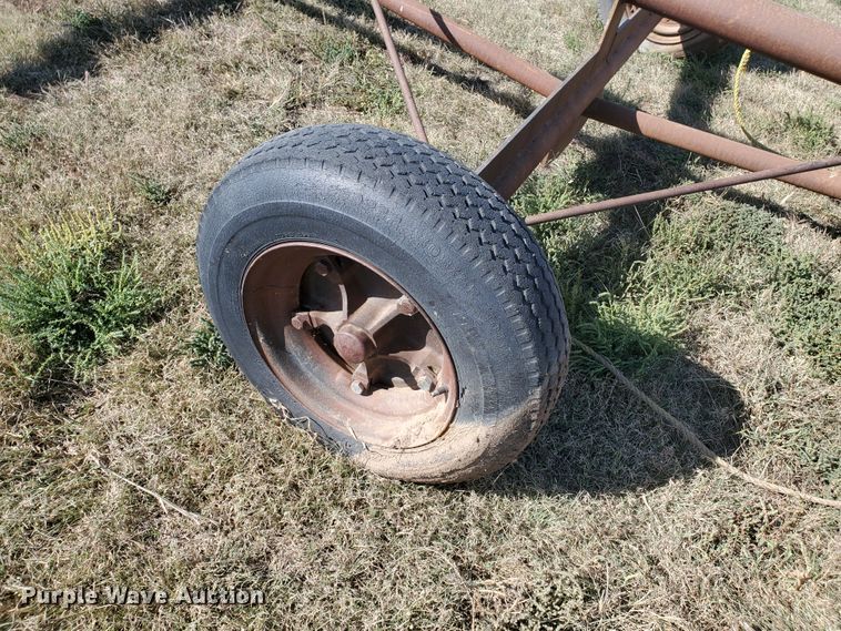 image for item HO9675 Irrigation pipe trailer