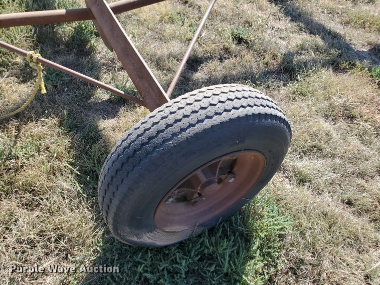 image for item HO9675 Irrigation pipe trailer