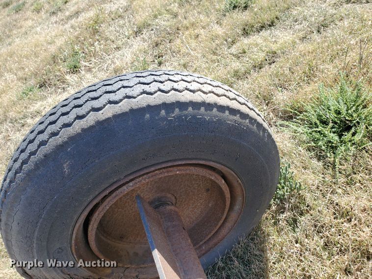 image for item HO9675 Irrigation pipe trailer