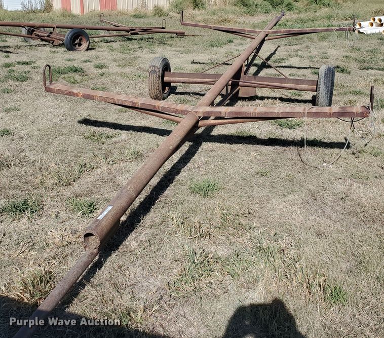 image for item HO9677 Irrigation pipe trailer
