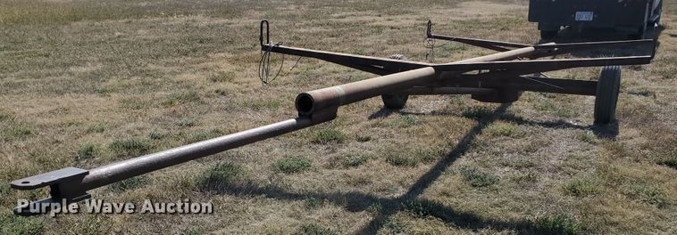 image for item HO9677 Irrigation pipe trailer