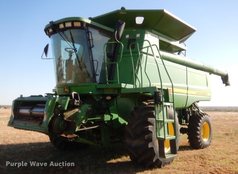 image for item HW9037 2004 John Deere 9660 STS  combine