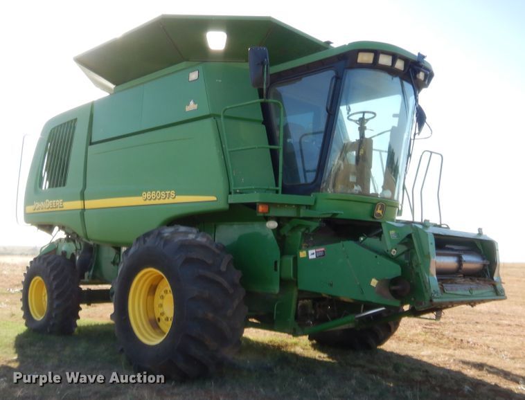 image for item HW9037 2004 John Deere 9660 STS  combine