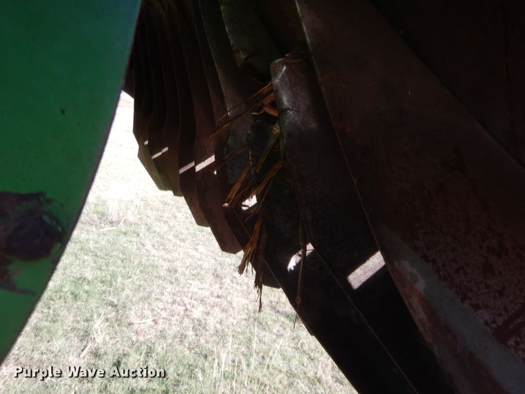 image for item HW9037 2004 John Deere 9660 STS  combine