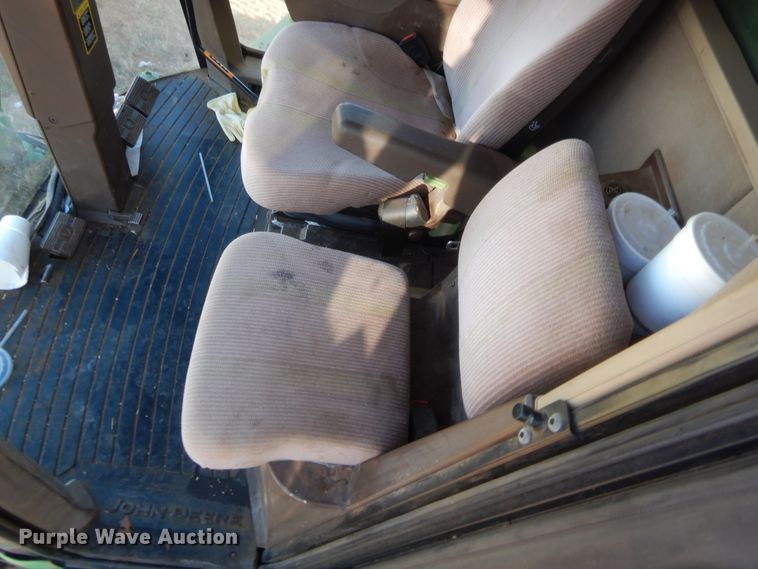 image for item HW9037 2004 John Deere 9660 STS  combine