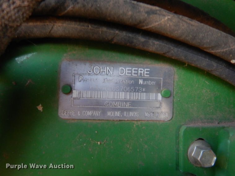 image for item HW9037 2004 John Deere 9660 STS  combine