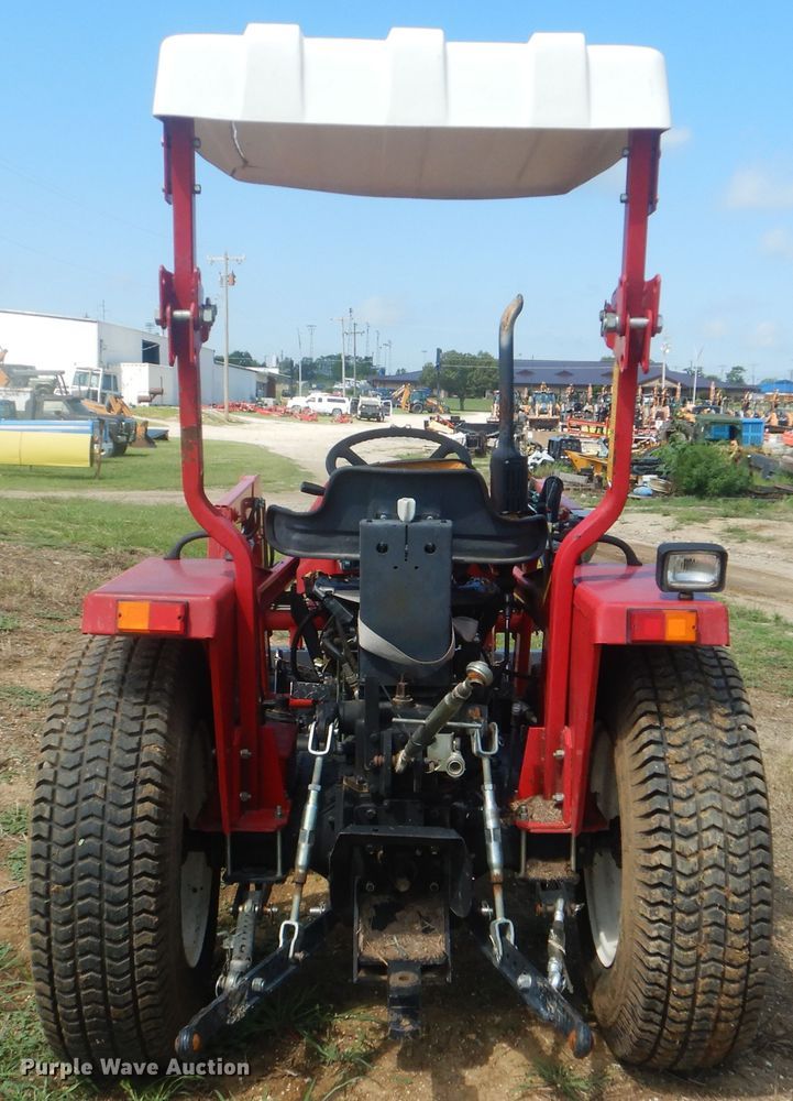 image for item HY9301 2004 Ag King AK-2840  MFWD tractor