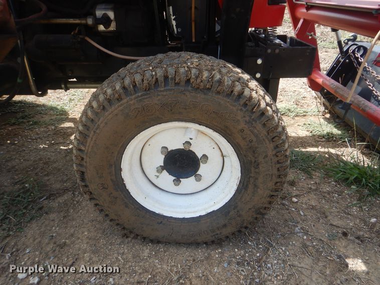 image for item HY9301 2004 Ag King AK-2840  MFWD tractor