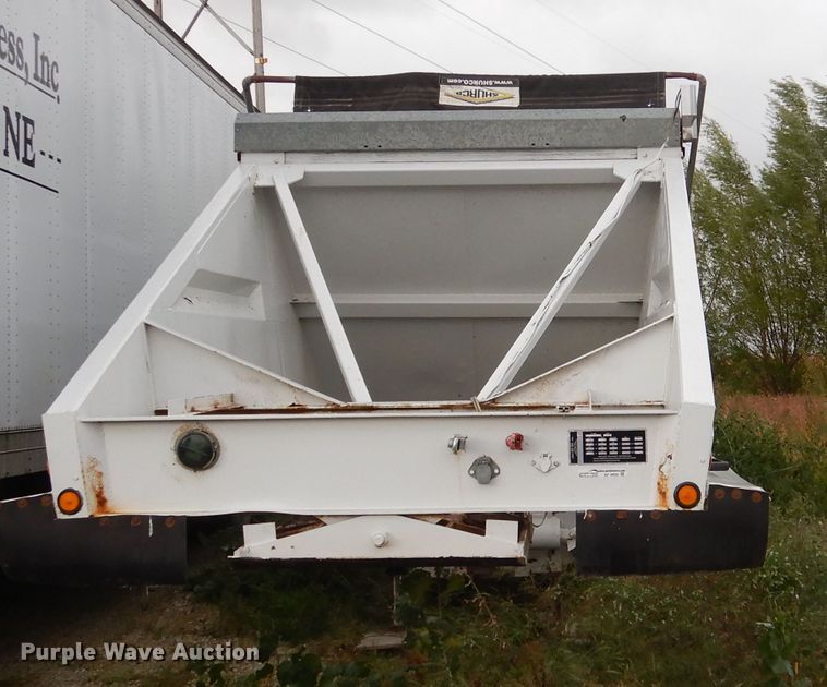 image for item AF9952 1998 Corn Belt S4202-W bottom dump trailer