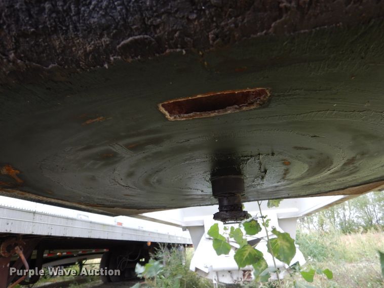 image for item AF9952 1998 Corn Belt S4202-W bottom dump trailer