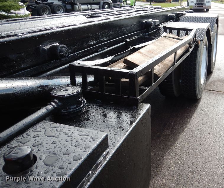 image for item AF9955 1999 Sterling L-Line  roll off container truck