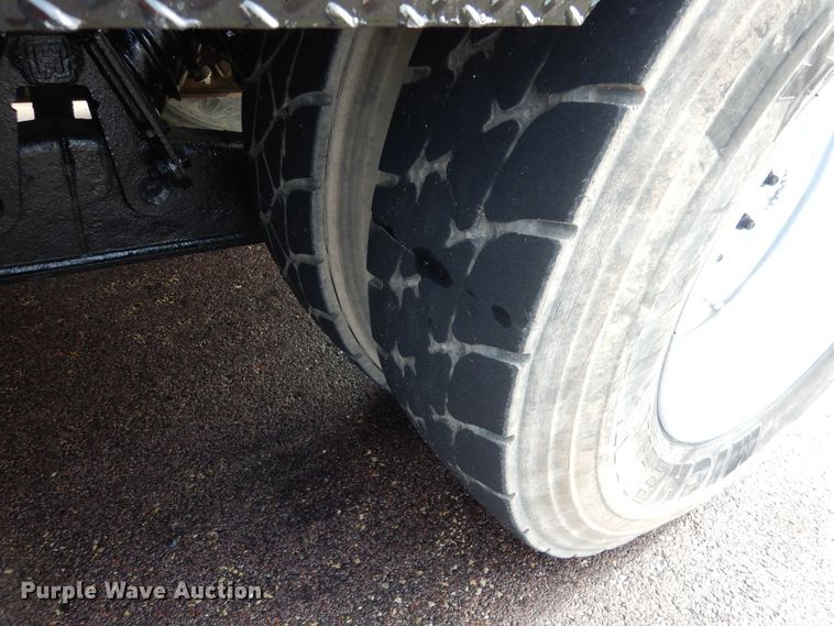 image for item AF9955 1999 Sterling L-Line  roll off container truck