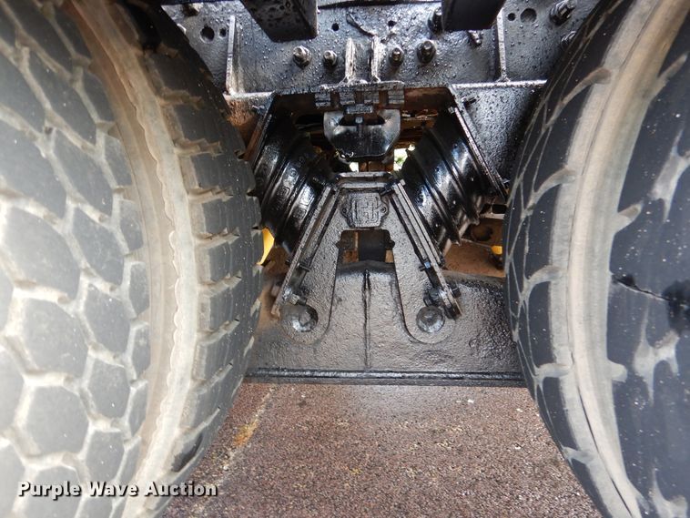 image for item AF9955 1999 Sterling L-Line  roll off container truck