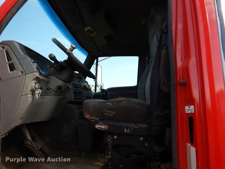 image for item AF9955 1999 Sterling L-Line  roll off container truck