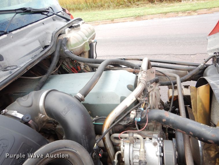 image for item AF9956 2006 Freightliner Columbia  semi truck