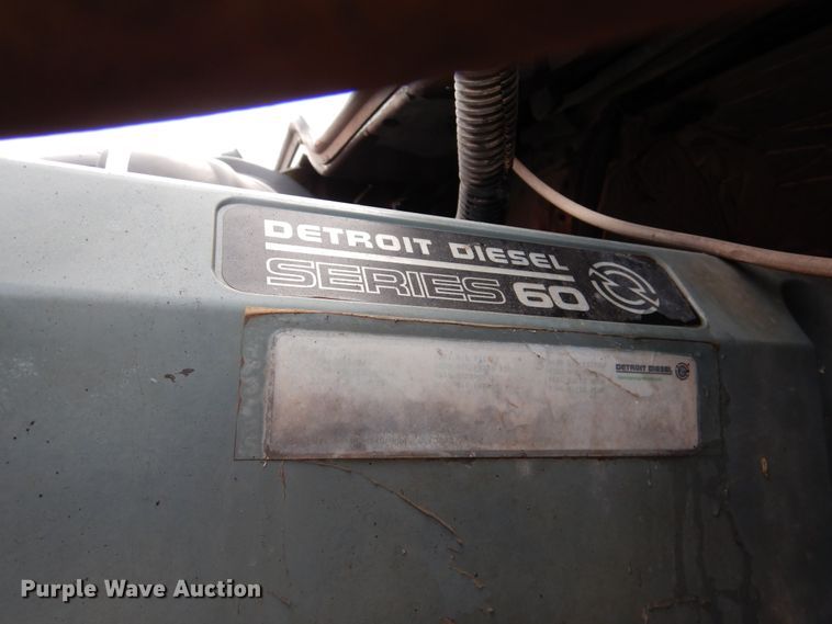 image for item AF9956 2006 Freightliner Columbia  semi truck