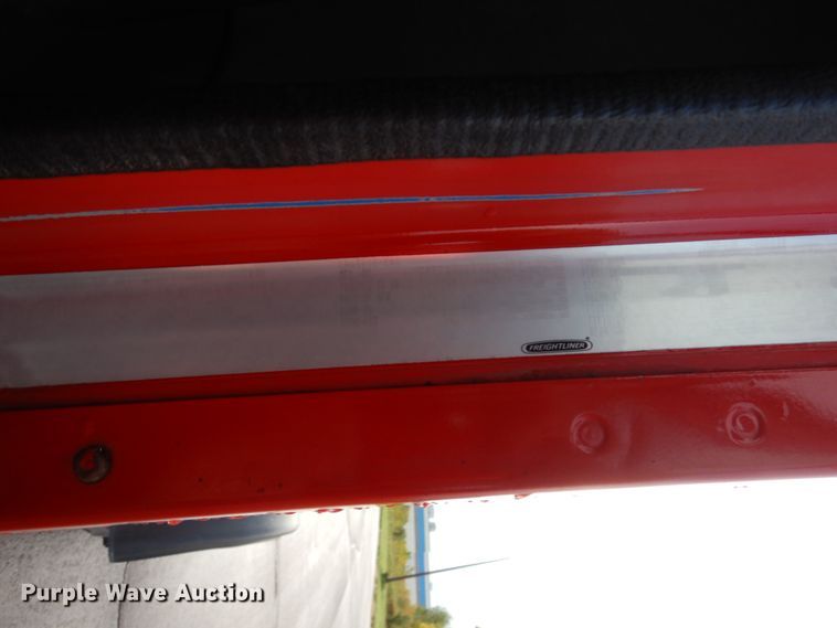 image for item AF9956 2006 Freightliner Columbia  semi truck