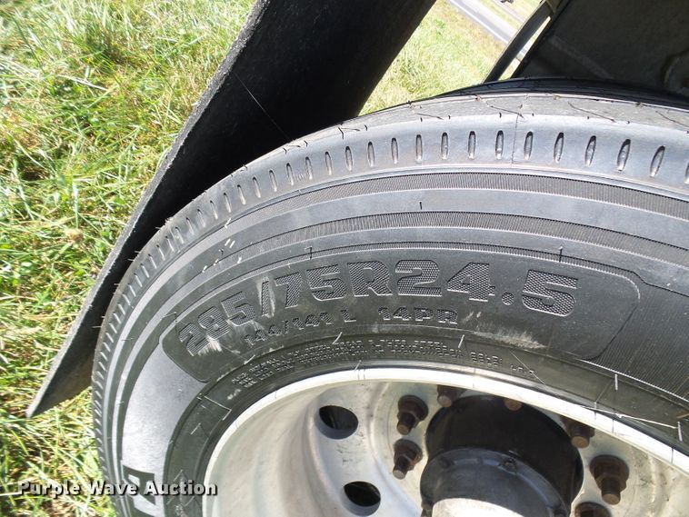 image for item DC2961 2008 Everlite end dump trailer