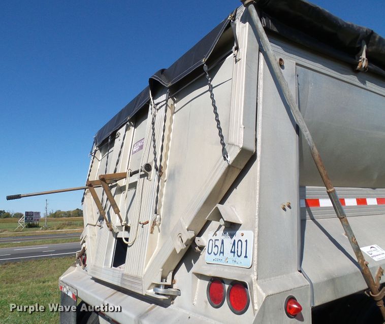 image for item DC2961 2008 Everlite end dump trailer