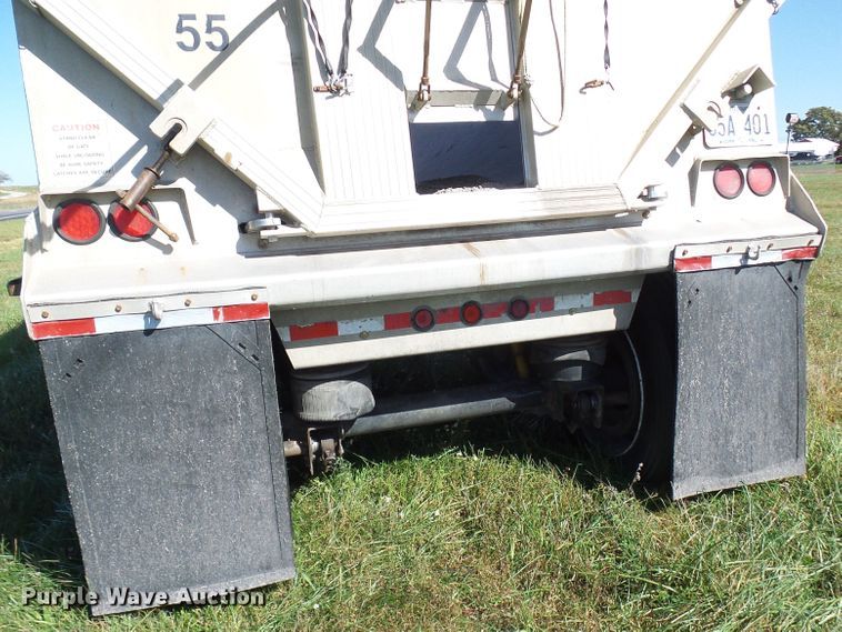 image for item DC2961 2008 Everlite end dump trailer