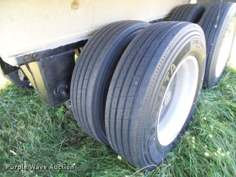 image for item DC2961 2008 Everlite end dump trailer