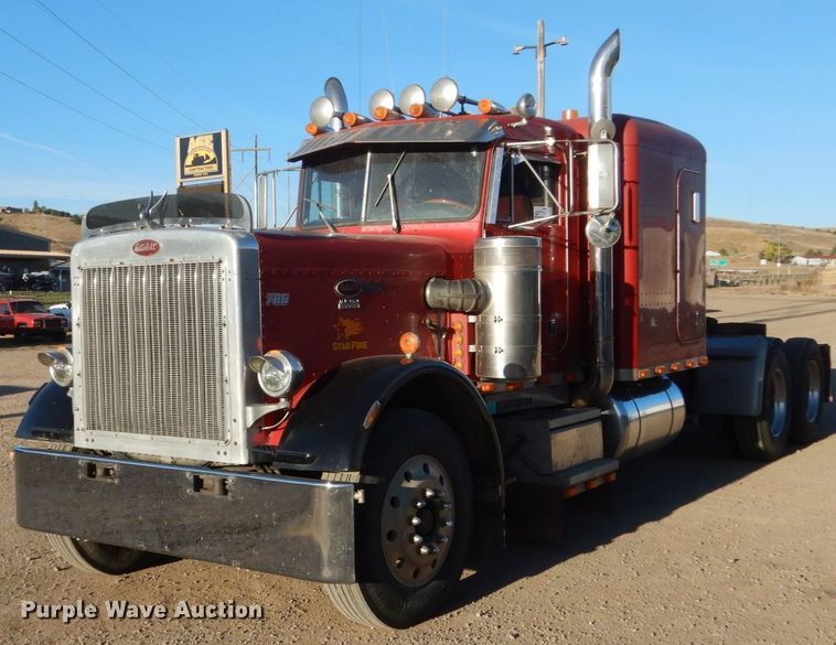 image for item DC8846 1984 Peterbilt 359  semi truck