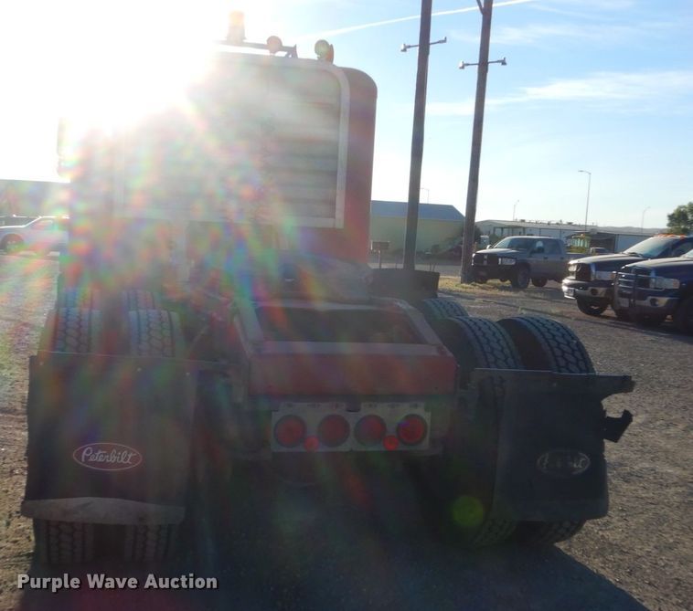 image for item DC8846 1984 Peterbilt 359  semi truck