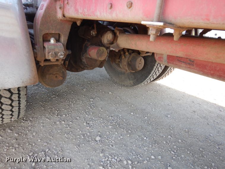 image for item DC8846 1984 Peterbilt 359  semi truck