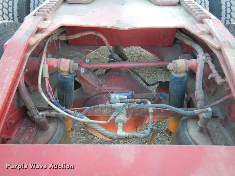 image for item DC8846 1984 Peterbilt 359  semi truck