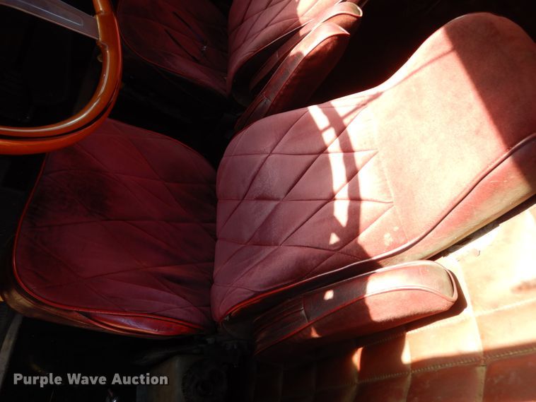 image for item DC8846 1984 Peterbilt 359  semi truck