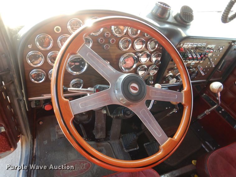 image for item DC8846 1984 Peterbilt 359  semi truck