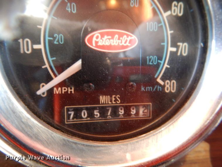 image for item DC8846 1984 Peterbilt 359  semi truck