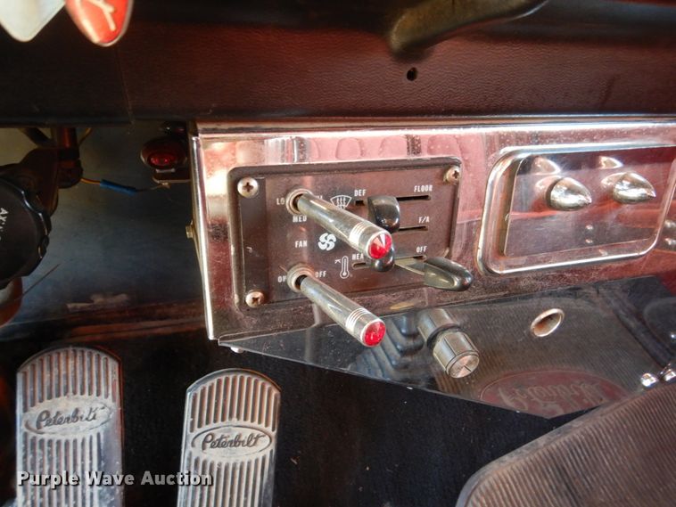 image for item DC8846 1984 Peterbilt 359  semi truck