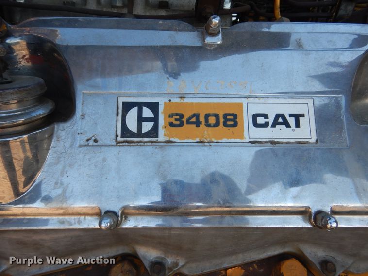 image for item DC8846 1984 Peterbilt 359  semi truck