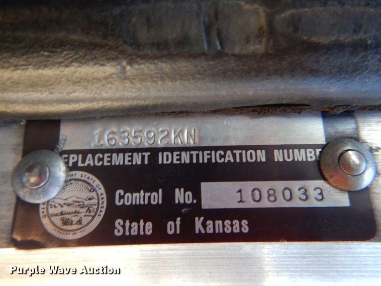 image for item DC8846 1984 Peterbilt 359  semi truck