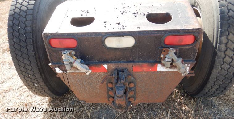 image for item DC8884 1998 Freightliner FLD  truck cab and chassis