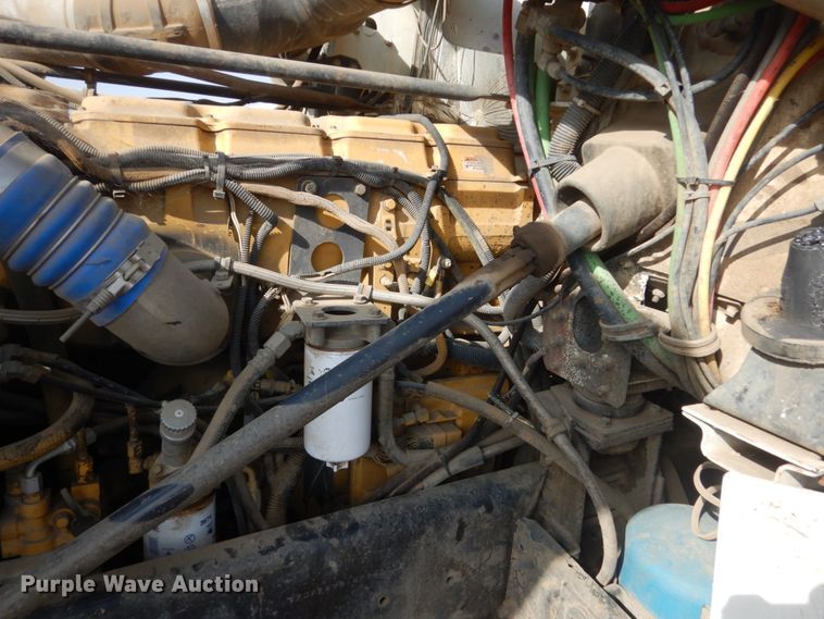 image for item DC8884 1998 Freightliner FLD  truck cab and chassis