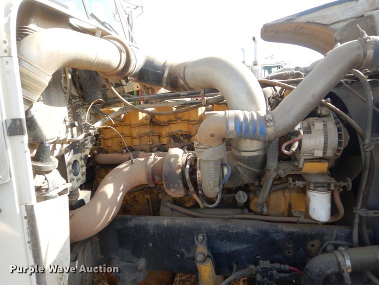 image for item DC8884 1998 Freightliner FLD  truck cab and chassis