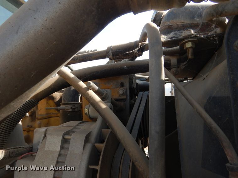 image for item DC8884 1998 Freightliner FLD  truck cab and chassis