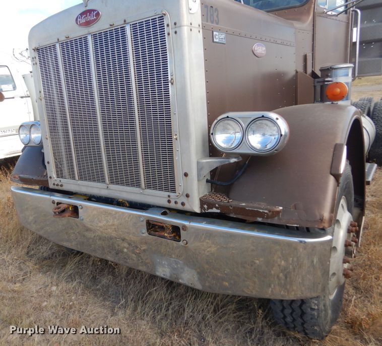 image for item DC8912 1982 Peterbilt 359  semi truck