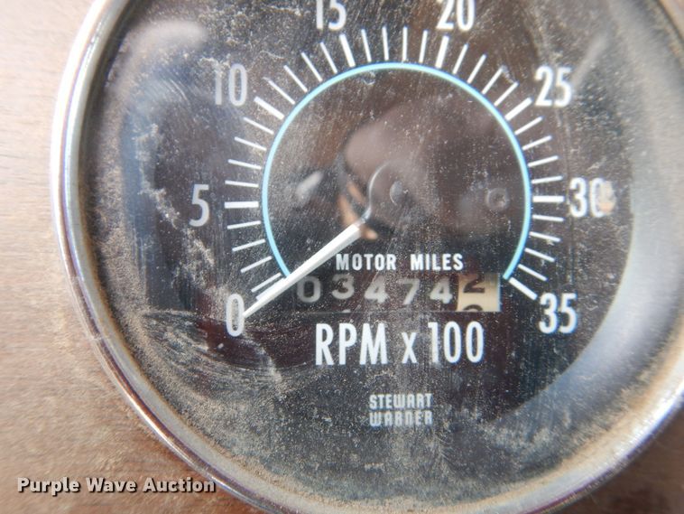 image for item DC8912 1982 Peterbilt 359  semi truck