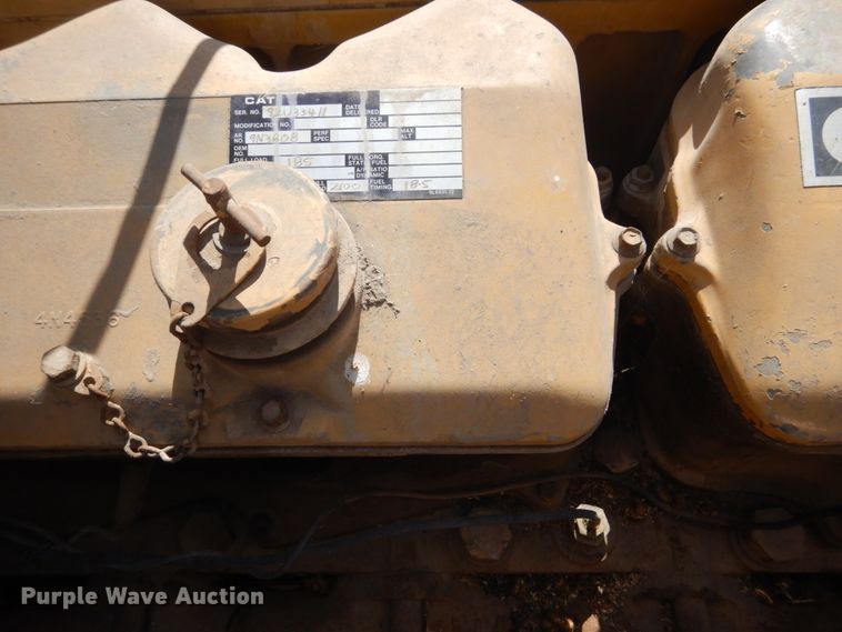 image for item DC8912 1982 Peterbilt 359  semi truck