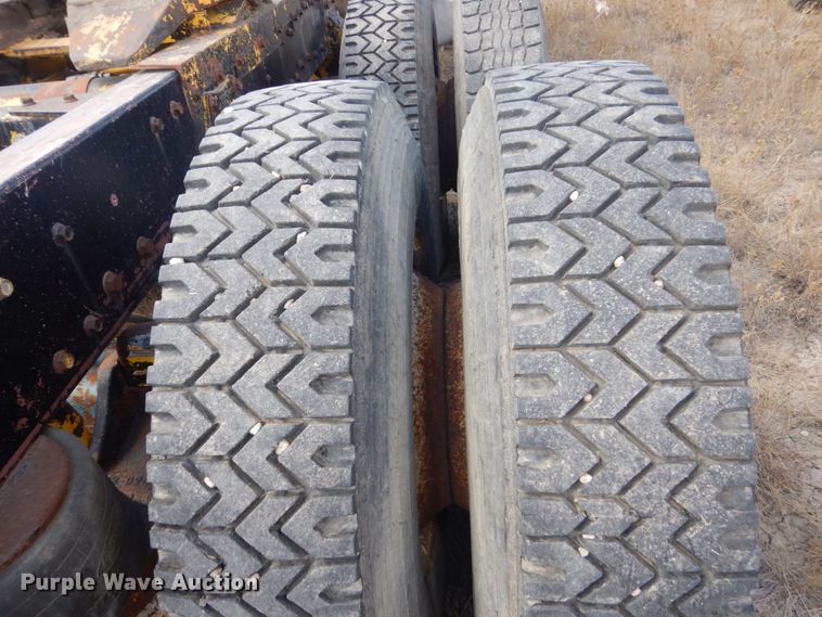 image for item DC8912 1982 Peterbilt 359  semi truck