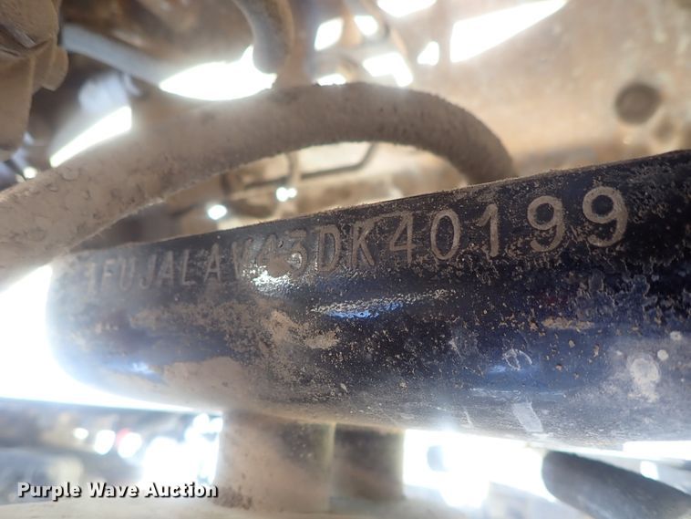 image for item DE0736 2003 Freightliner FLD12064SD  semi truck