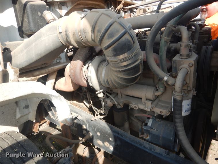 image for item DG4607 1989 Freightliner FLC112  semi truck